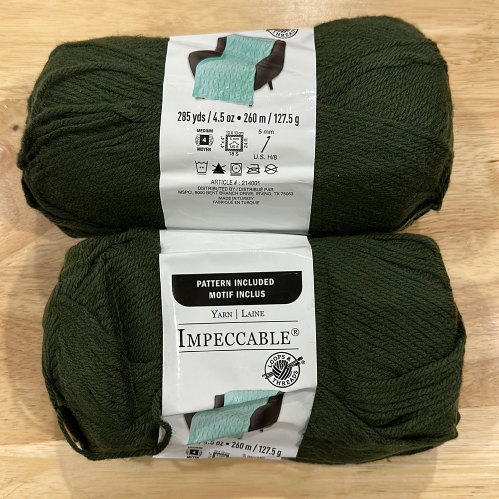 Loops & threads Impeccable Yarn in Deep Forest